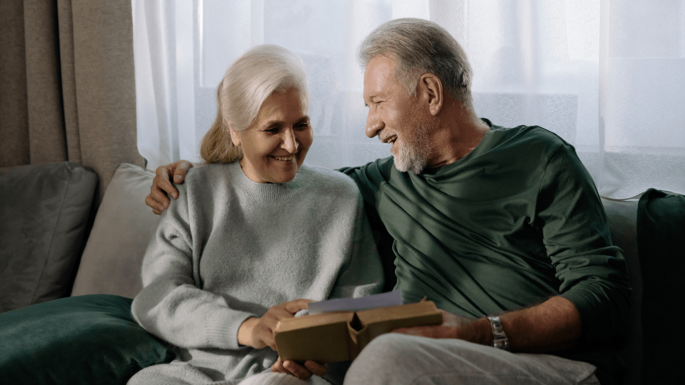 Aging Gracefully 10 Essential Health Tips for Seniors|Aging tips|Aging tips|Cognitive Activities to Keep the Mind Sharp