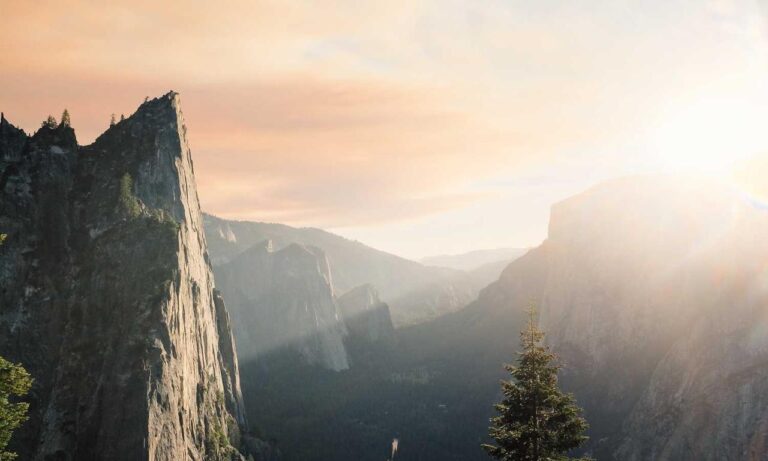 sarah j maas books in order to read